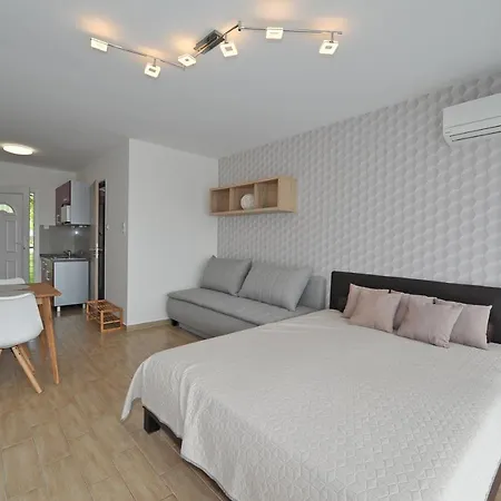 Bella Rosa Apartman Balatonfured Exterior photo